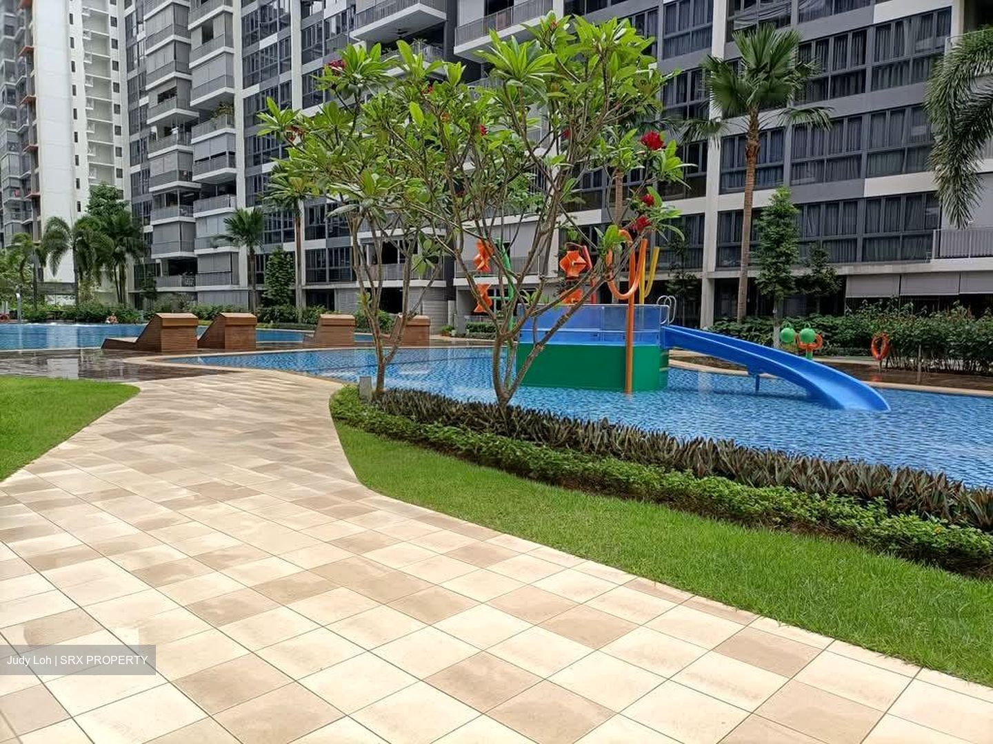 Skypark Residences (D27), Condominium #575620011